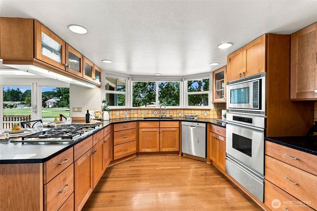 8205 Amber Drive SW, Lakewood, WA 98498