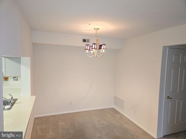 5105 ABERDEEN LN, Blackwood, NJ 08012