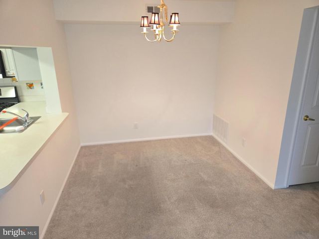 5105 ABERDEEN LN, Blackwood, NJ 08012