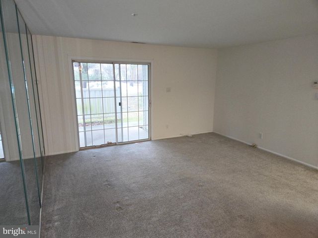 5105 ABERDEEN LN, Blackwood, NJ 08012