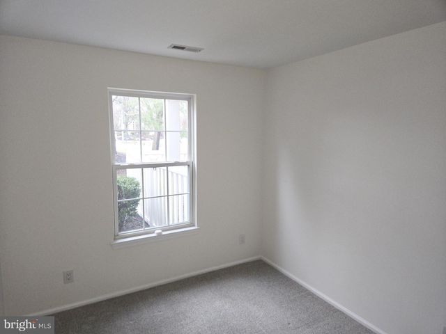 5105 ABERDEEN LN, Blackwood, NJ 08012