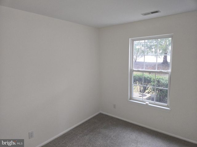 5105 ABERDEEN LN, Blackwood, NJ 08012