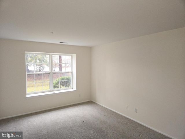 5105 ABERDEEN LN, Blackwood, NJ 08012