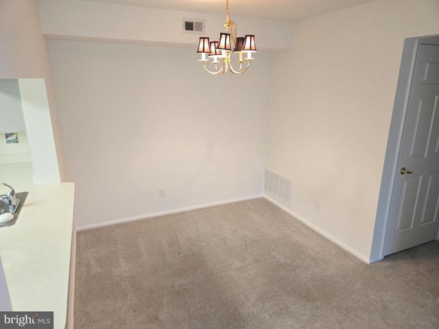 5105 ABERDEEN LN, Blackwood, NJ 08012