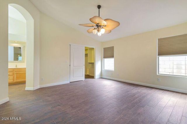 10213 W DALEY Lane, Peoria, AZ 85383