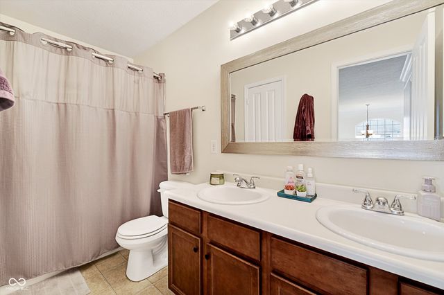 853 Settlers Walk, Brownsburg, IN 46112