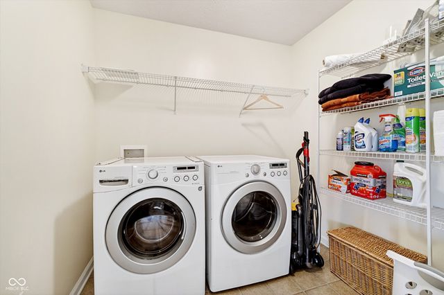 853 Settlers Walk, Brownsburg, IN 46112