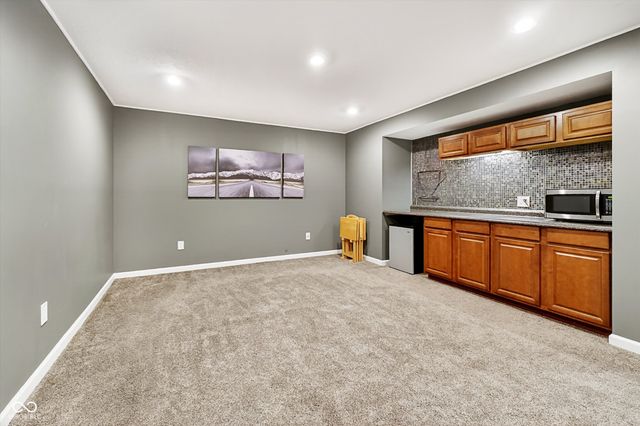 853 Settlers Walk, Brownsburg, IN 46112