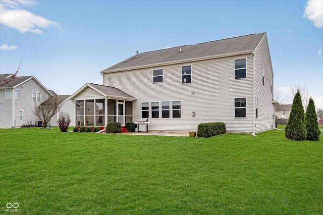 853 Settlers Walk, Brownsburg, IN 46112