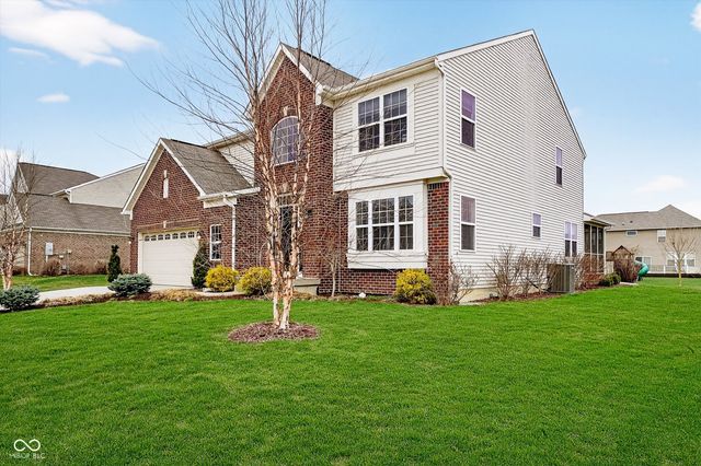 853 Settlers Walk, Brownsburg, IN 46112