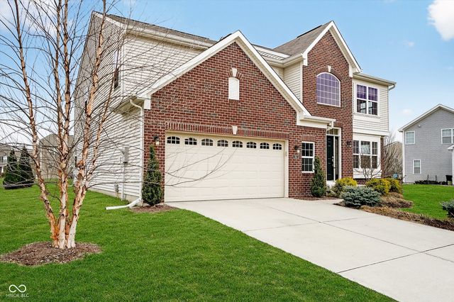 853 Settlers Walk, Brownsburg, IN 46112