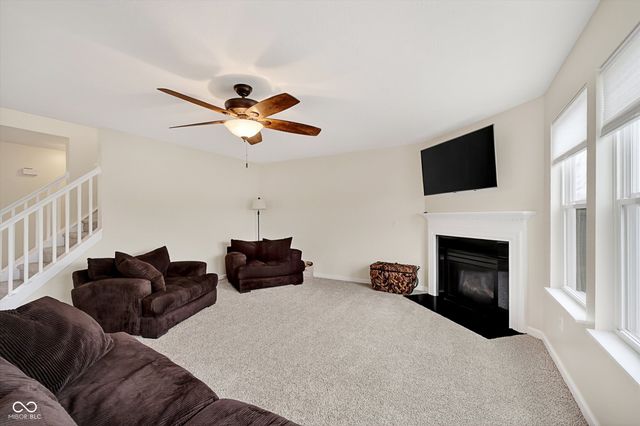 853 Settlers Walk, Brownsburg, IN 46112