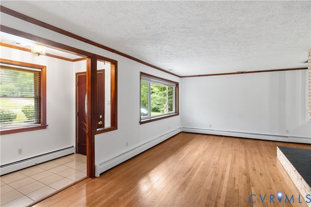 7509 Lisa Ln, Henrico, VA 23294