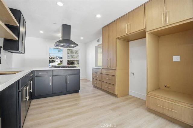 1410 Pleasantview Dr, Redlands, CA 92374