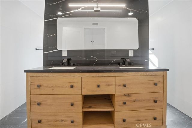 1410 Pleasantview Dr, Redlands, CA 92374