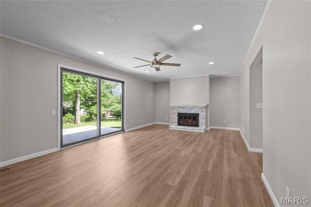 762 Ambois Drive, Creve Coeur, MO 63141