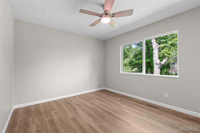 762 Ambois Drive, Creve Coeur, MO 63141