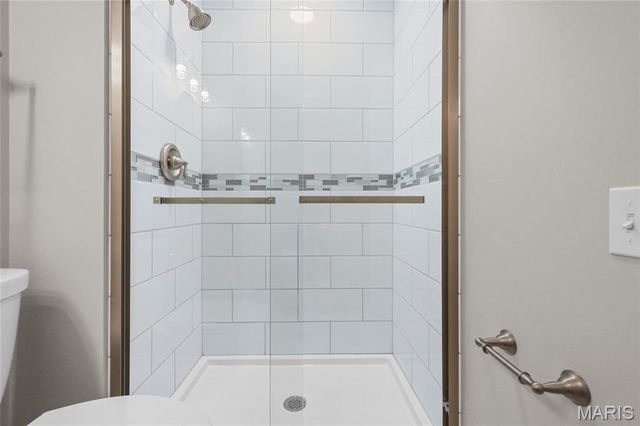 762 Ambois Drive, Creve Coeur, MO 63141
