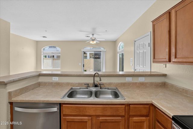 2150 E BELL Road 1090, Phoenix, AZ 85022