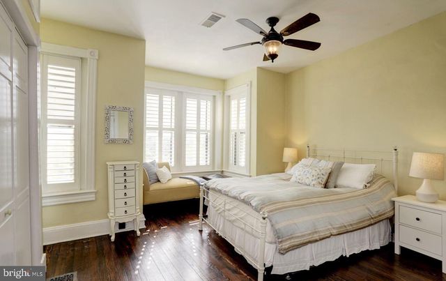 1932 35TH ST NW, Washington, DC 20007