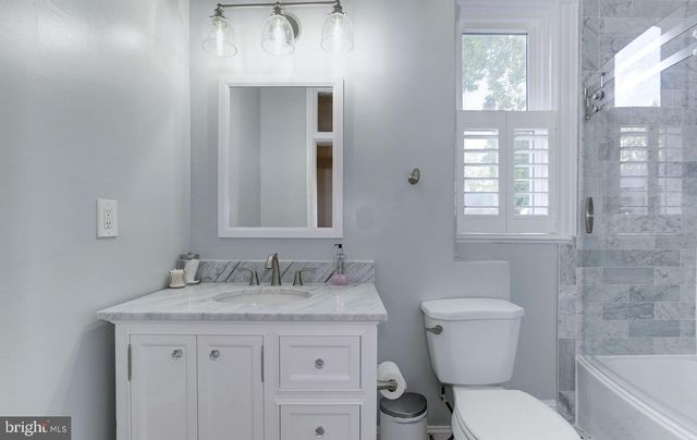 1932 35TH ST NW, Washington, DC 20007