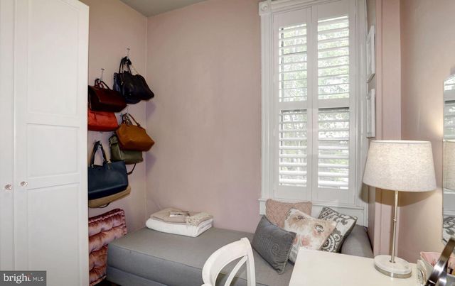 1932 35TH ST NW, Washington, DC 20007