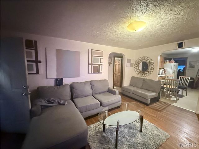 1215 Clawson Street, Alton, IL 62002