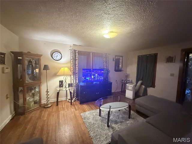 1215 Clawson Street, Alton, IL 62002