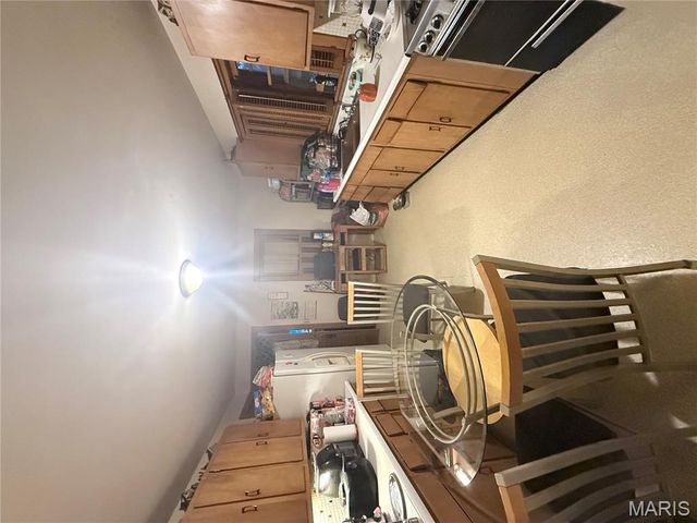 1215 Clawson Street, Alton, IL 62002