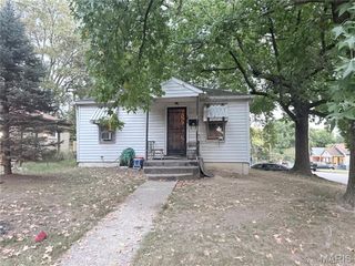 1215 Clawson Street, Alton, IL 62002