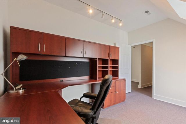 1 ROBERTS AVE, Glenside, PA 19038