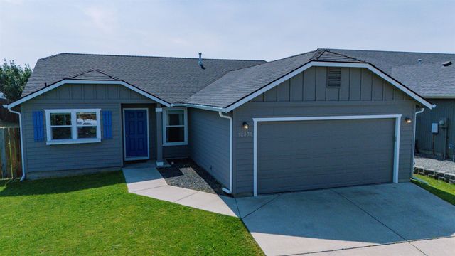 12399 W 2nd Ave, Airway Heights, WA 99001