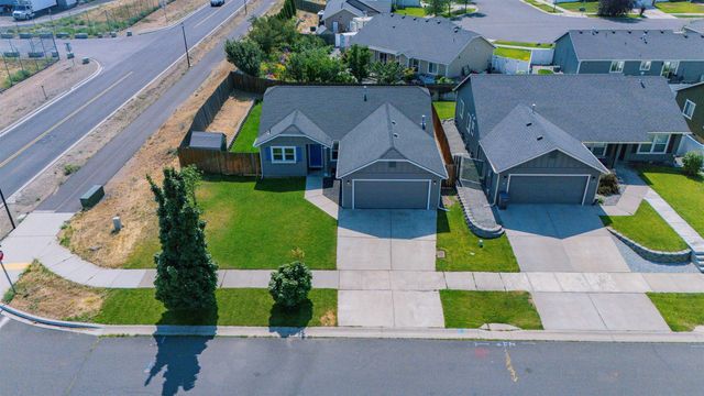 12399 W 2nd Ave, Airway Heights, WA 99001