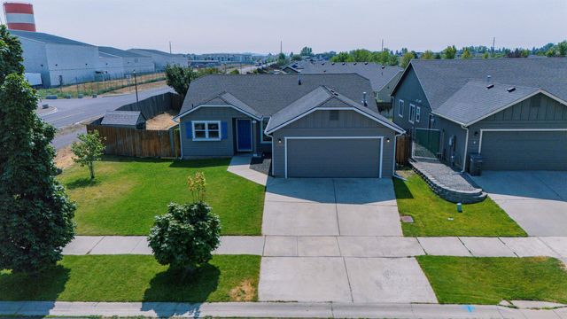 12399 W 2nd Ave, Airway Heights, WA 99001