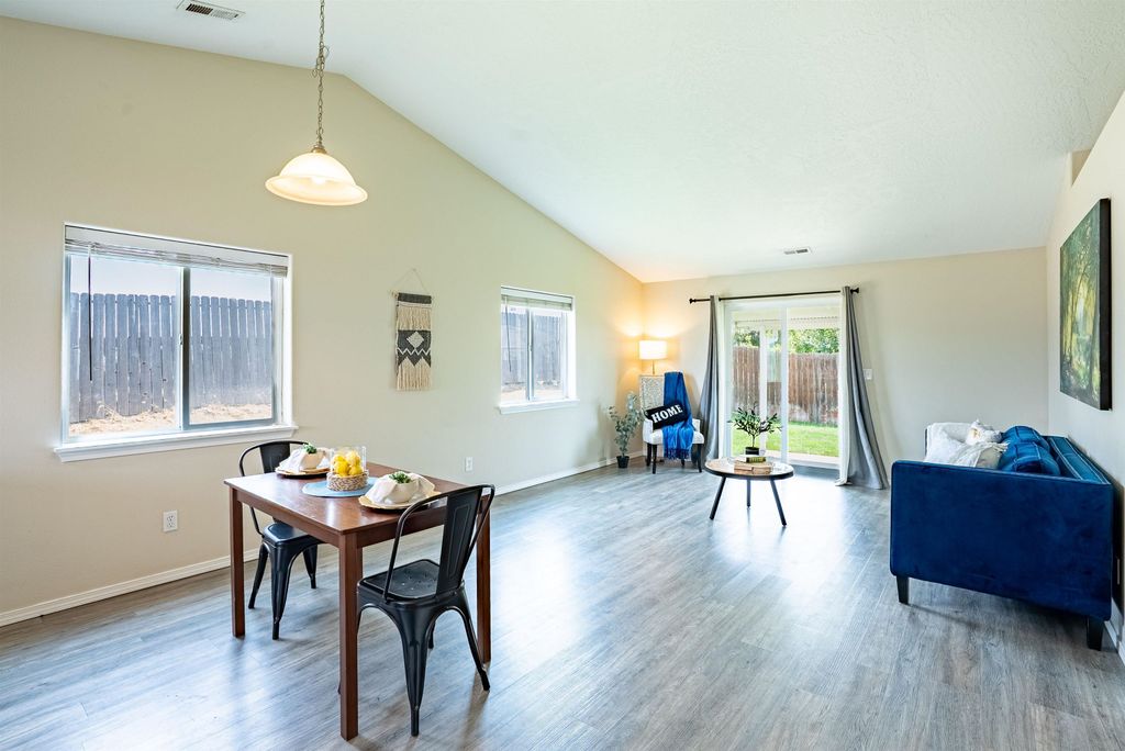 12399 W 2nd Ave, Airway Heights, WA 99001 photo 4