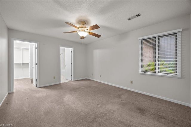 116 Briar Ridge Circle, Winston-salem, NC 27104