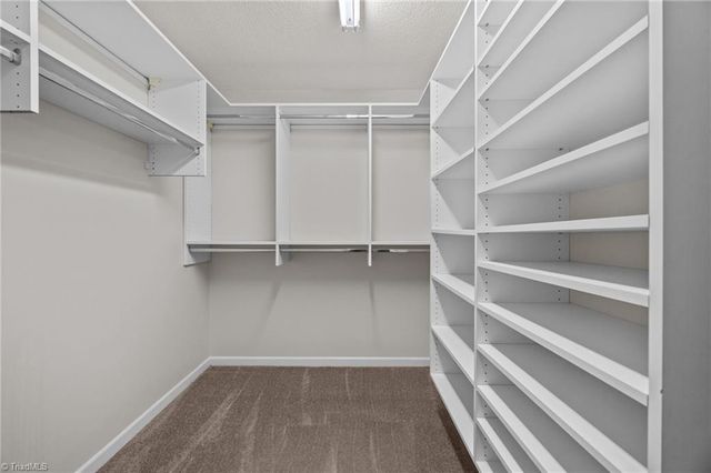 116 Briar Ridge Circle, Winston-salem, NC 27104