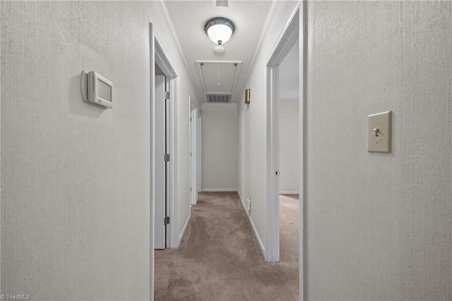 116 Briar Ridge Circle, Winston-salem, NC 27104