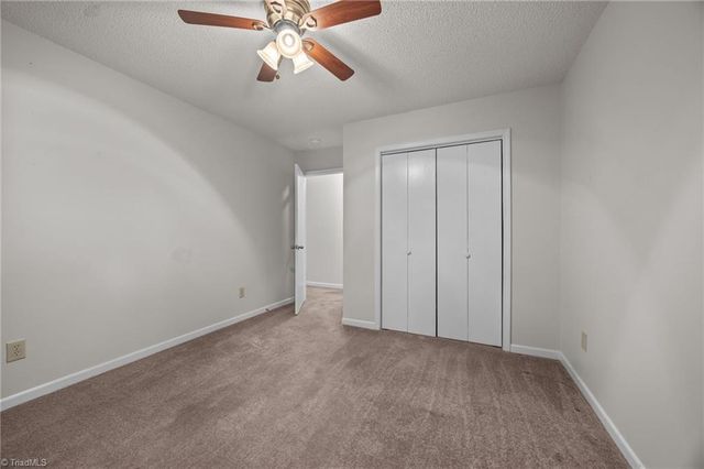 116 Briar Ridge Circle, Winston-salem, NC 27104