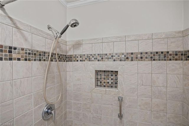 116 Briar Ridge Circle, Winston-salem, NC 27104