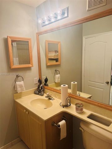 3180 SW 129th Terrace 114, Miramar, FL 33027