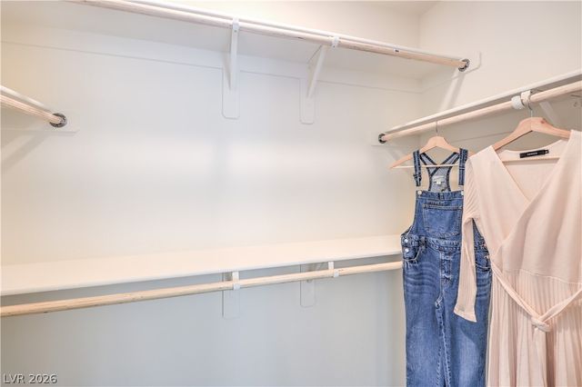 6082 Ginger Garden Street, North Las Vegas, NV 89081