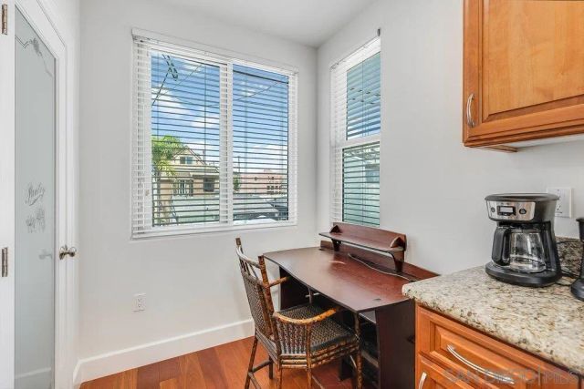 818 Queenstown Court, San Diego, CA 92109