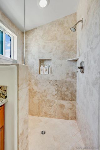 818 Queenstown Court, San Diego, CA 92109