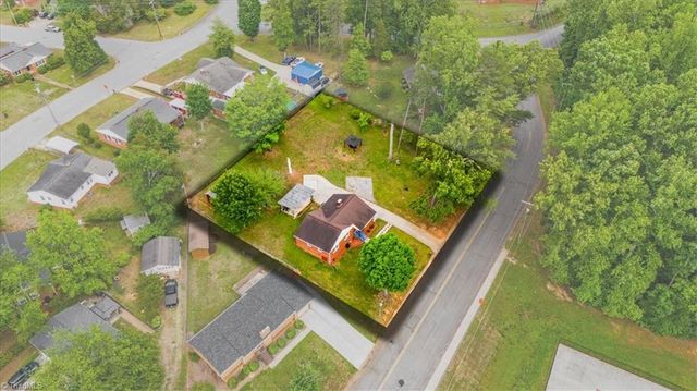 206 Forestrose Drive, Lexington, NC 27295