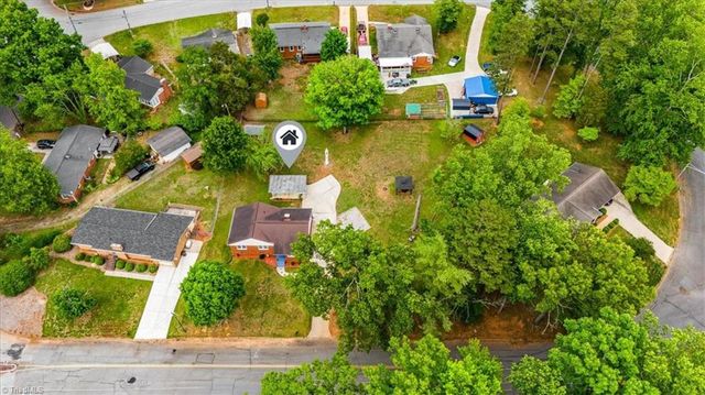 206 Forestrose Drive, Lexington, NC 27295