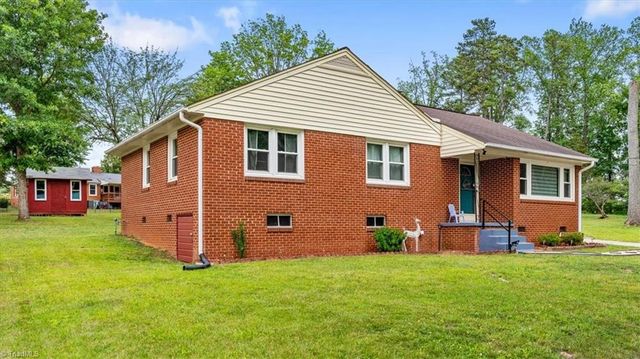 206 Forestrose Drive, Lexington, NC 27295