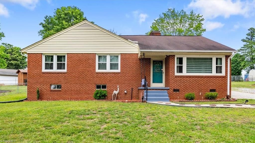 206 Forestrose Drive, Lexington, NC 27295