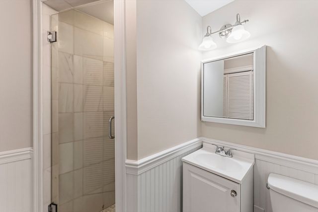 883 E Broadway 1, Boston, MA 02127