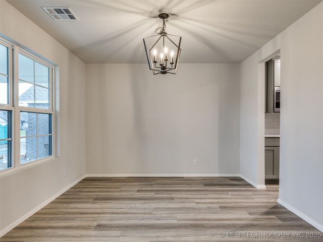 13406 E 124th Street North, Collinsville, OK 74021